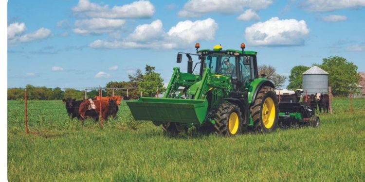 John Deere’s expanded tractor lineup focuses on diversified producers
