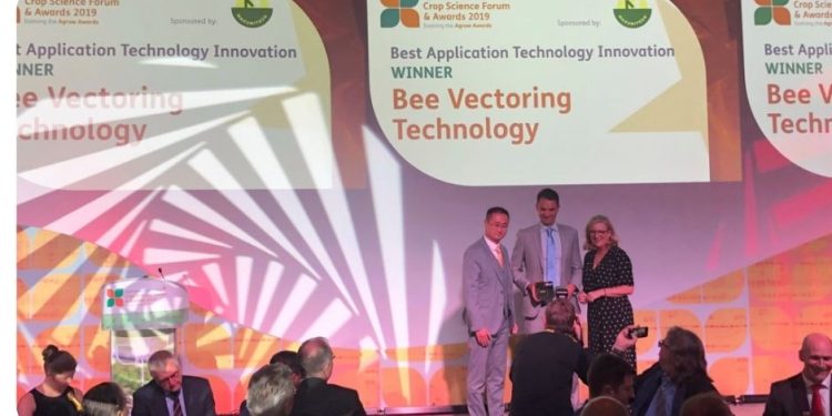 Agrow Award for Innovation goes to Bee Vectoring Technologies