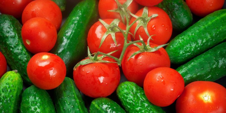 Where do fresh cucumbers and juicy tomatoes come from for the residents of Podolsk