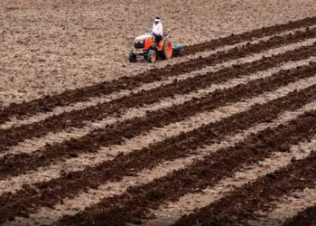 Foxconn to Build Driverless Electric Tractors at Ohio Facility