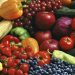 How does the color of vegetables and fruits affect their benefits?
