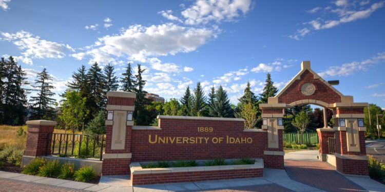 New University of Idaho gateway at Stadium Drive