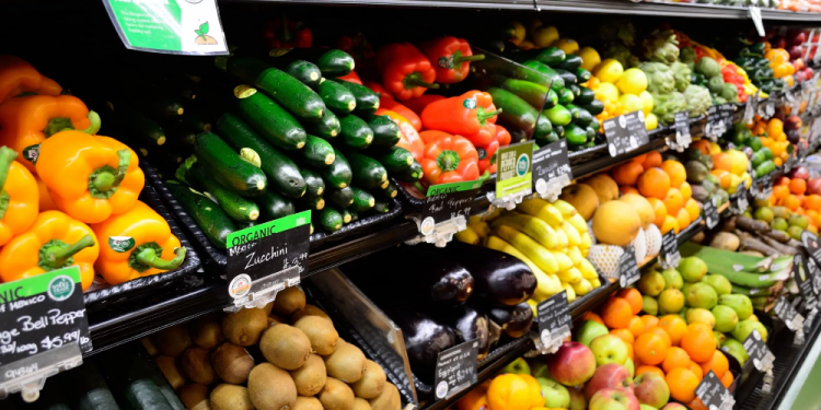 Navigating the Green Dilemma: Local Vegetable Shortages in Latvian Stores Raise Questions