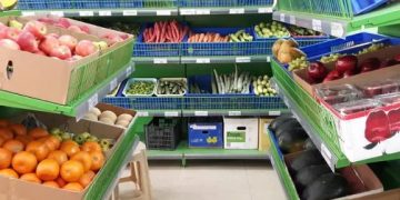 Indian Consumers Struggle with High Food Inflation, Spending More on Vegetables: Survey Reveals