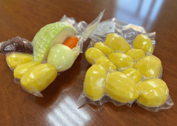 Local Vacuum-Sealed Vegetables Hit the Shelves in Chita: A New Trend in Agricultural Innovation