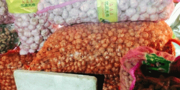 The Garlic Invasion: How Chinese Imports Are Reshaping Vietnam’s Agricultural Markets and What It Means for Global Food Security